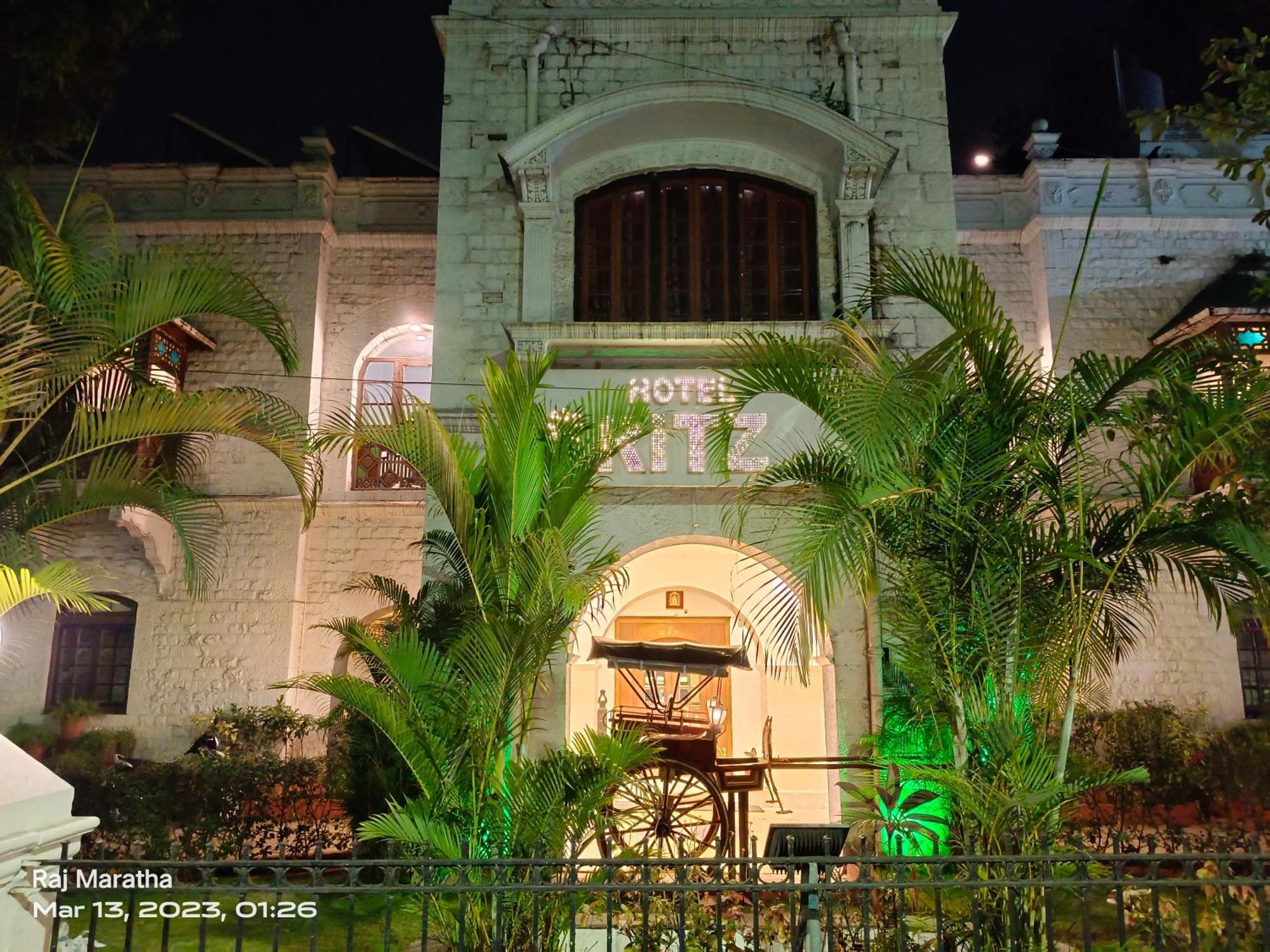 Hotel Ritz Pune Esterno foto