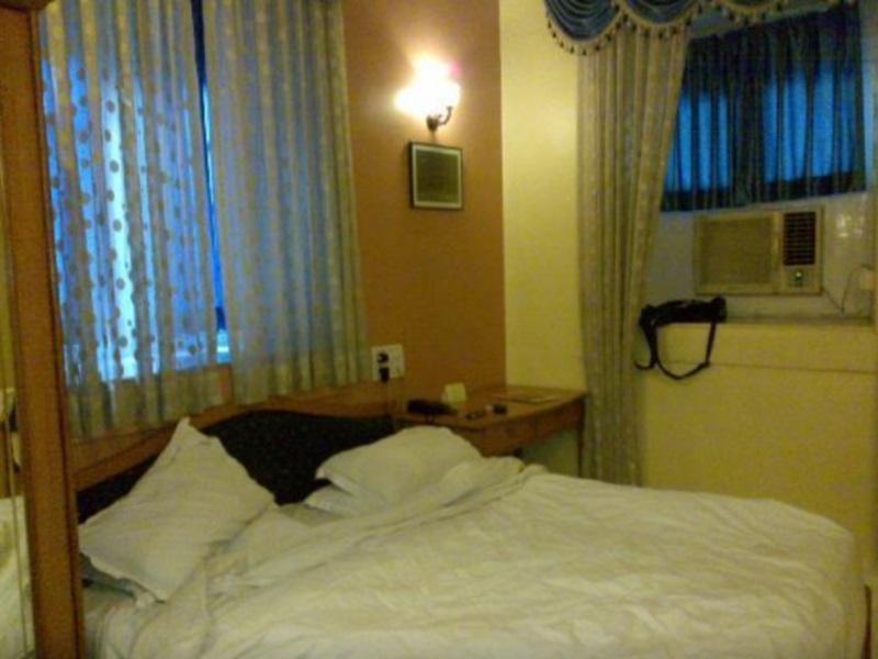 Hotel Ritz Pune Esterno foto