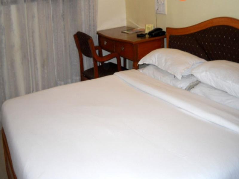 Hotel Ritz Pune Esterno foto